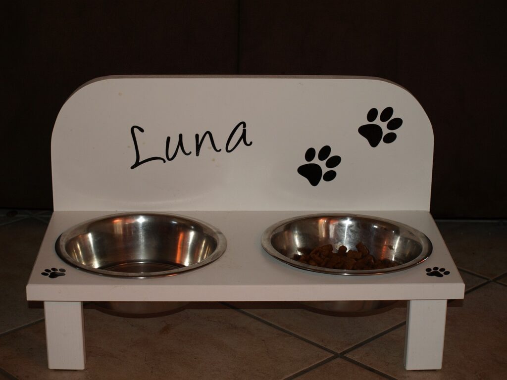 Hunde-Futter-Napf von Luna
